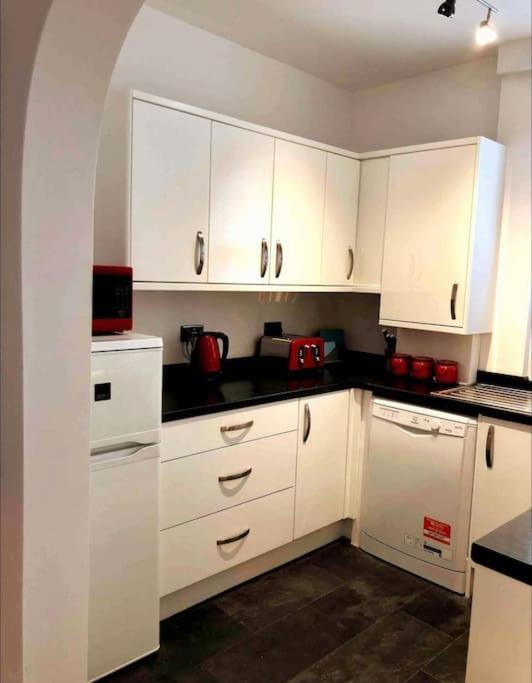 Sunny Seaside Beach House Lytham Centre Sleeps 8 Lytham St. Annes Eksteriør bilde